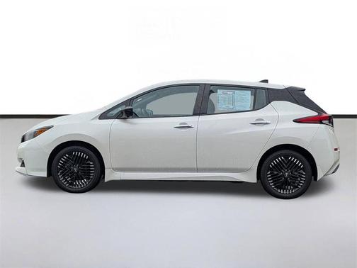 2023 Nissan Leaf SV PLUS 60 kWh