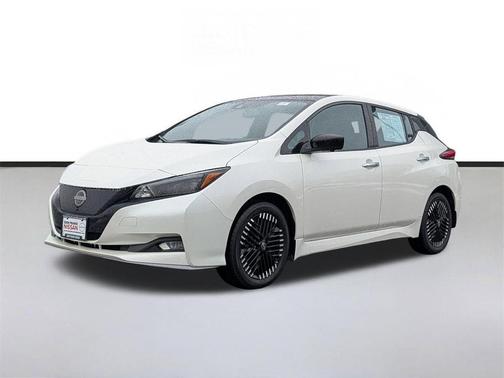 2023 Nissan Leaf SV PLUS 60 kWh