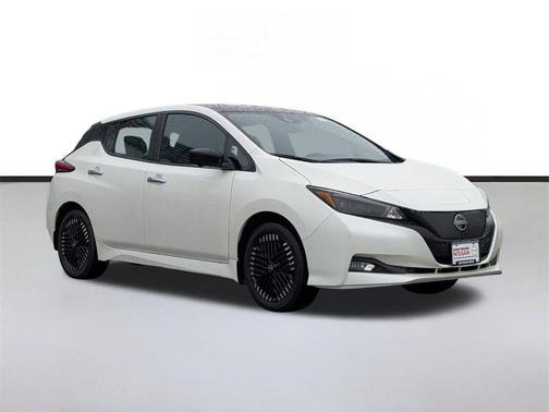 2023 Nissan Leaf SV PLUS 60 kWh