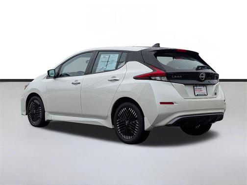 2023 Nissan Leaf SV PLUS 60 kWh