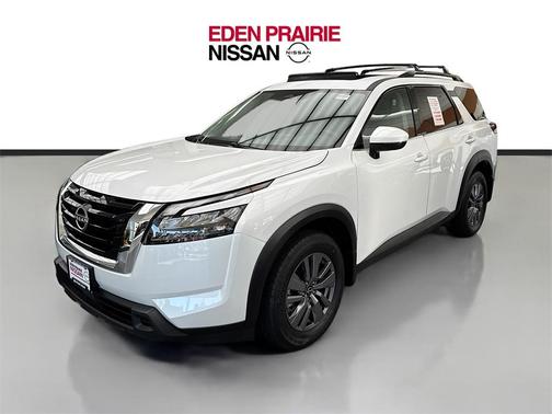 2025 Nissan Pathfinder SV 4WD