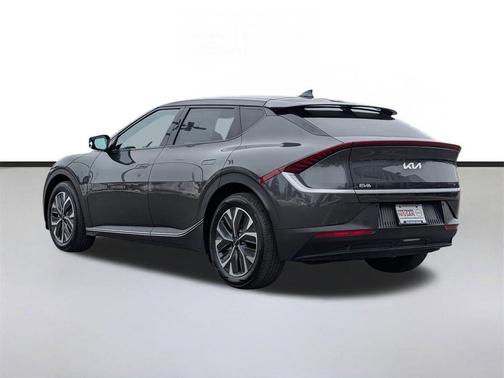 2023 Kia EV6 Light
