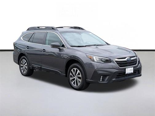 Gray Metallic 2022 Subaru Outback Premium
