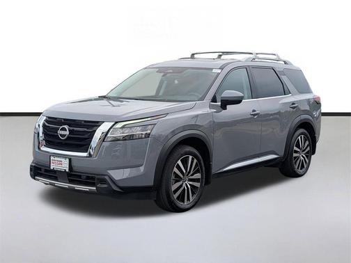 Boulder Gray 2024 Nissan Pathfinder Platinum 4WD