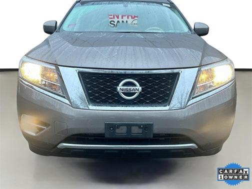 2014 Nissan Pathfinder SL