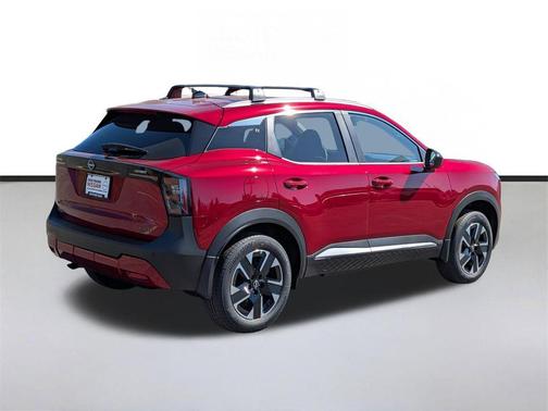 Scarlet 2026 Nissan Kicks SV