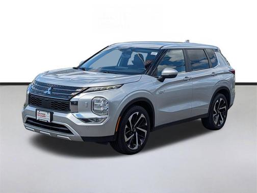 Alloy Silver Metallic 2023 Mitsubishi Outlander PHEV SE S-AWC