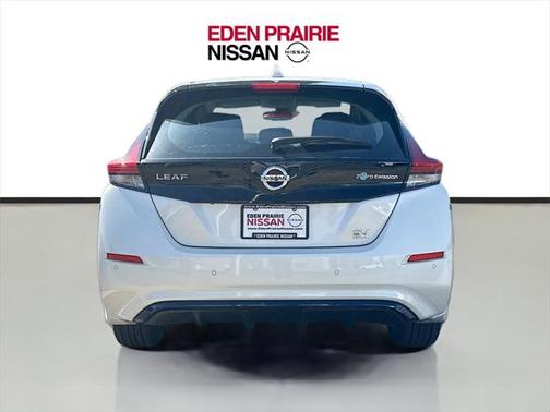2022 Nissan Leaf SV PLUS 62 kWh