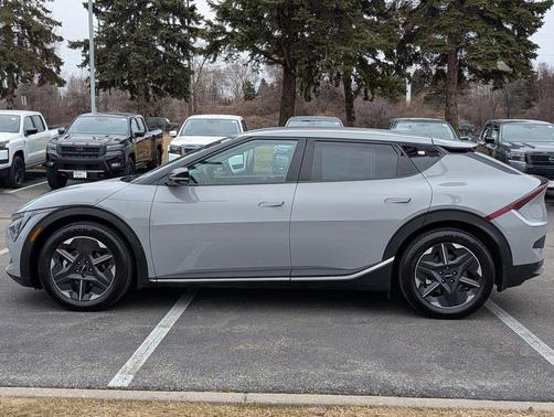 2025 Kia EV6 Light Long Range