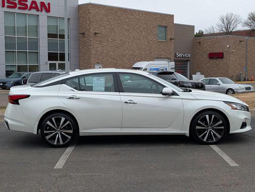 2019 Nissan Altima 2.5 Platinum