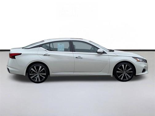 2019 Nissan Altima 2.5 Platinum