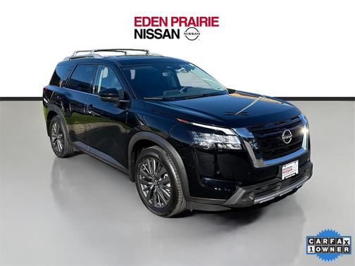 2024 Nissan Pathfinder SL 4WD