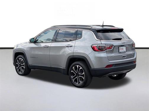 Billet Silver Metallic Clearcoat 2023 Jeep Compass Limited