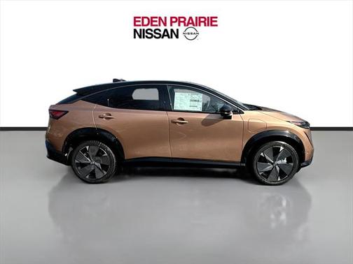 2025 Nissan ARIYA PLATINUM+