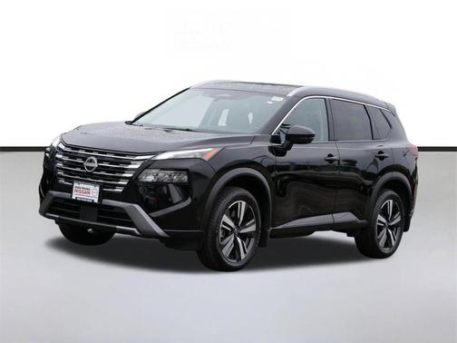 Super Black 2025 Nissan Rogue SL