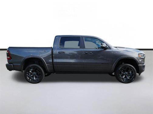 Granite Crystal Metallic Clearcoat 2021 RAM 1500 Limited