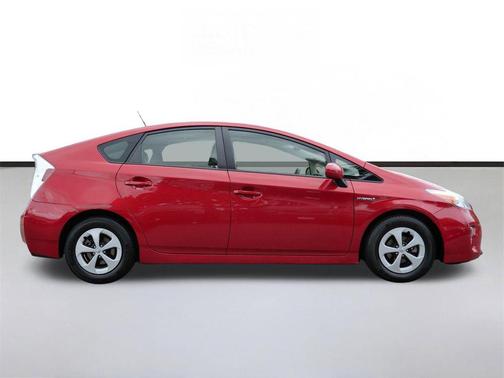 Barcelona Red Metallic 2014 Toyota Prius Four