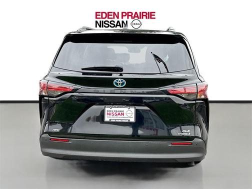 2021 Toyota Sienna XLE 7 Passenger