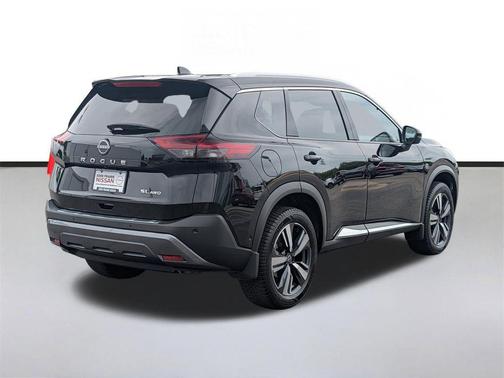 Super Black 2023 Nissan Rogue SL