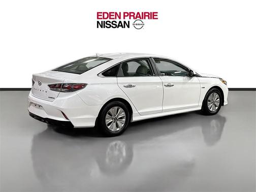 2019 Hyundai SONATA Hybrid SE
