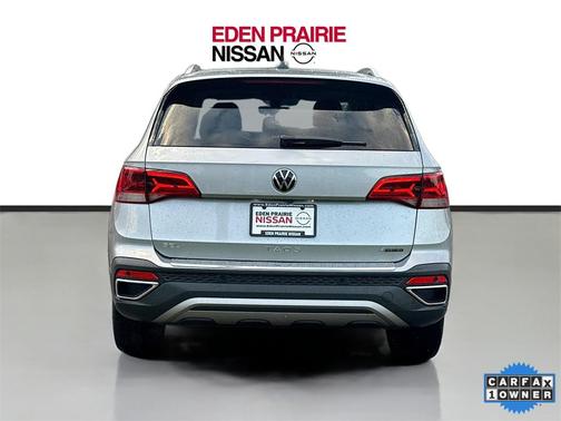 2024 Volkswagen Taos 1.5T SEL