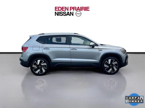 2024 Volkswagen Taos 1.5T SEL