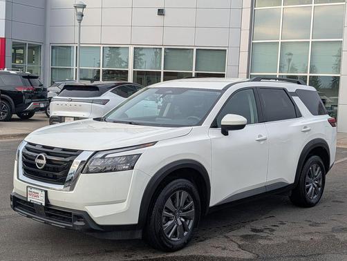 2024 Nissan Pathfinder SV 4WD