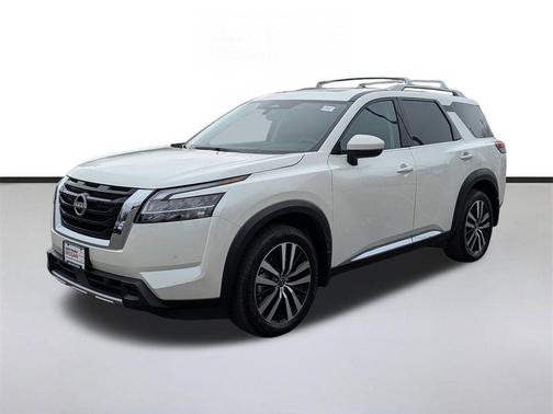 2024 Nissan Pathfinder Platinum 4WD
