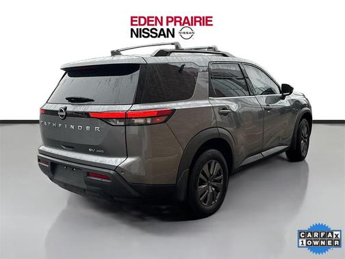 2024 Nissan Pathfinder SV 4WD