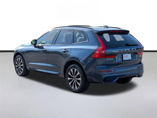 Denim Blue Metallic 2024 Volvo XC60 B5 Plus Dark Theme