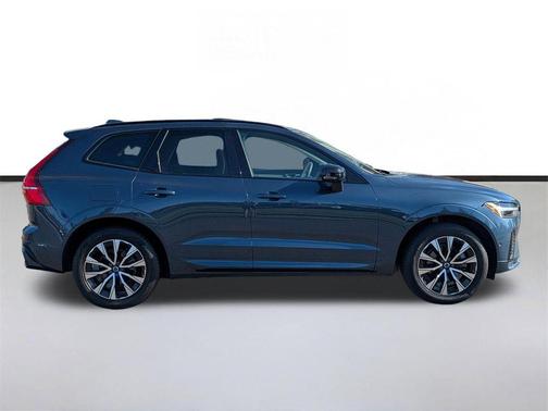 Denim Blue Metallic 2024 Volvo XC60 B5 Plus Dark Theme
