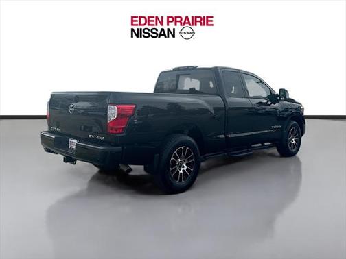 2024 Nissan Titan SV