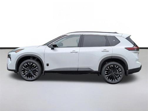 Everest Wh 2026 Nissan Rogue Dark Armor