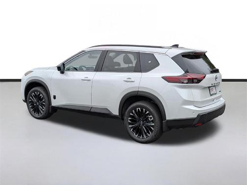 Everest Wh 2026 Nissan Rogue Dark Armor