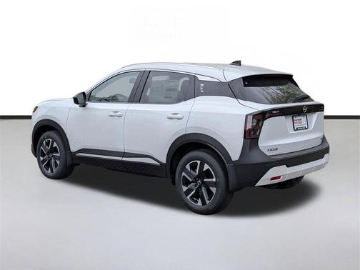 Aspen White 2026 Nissan Kicks SV