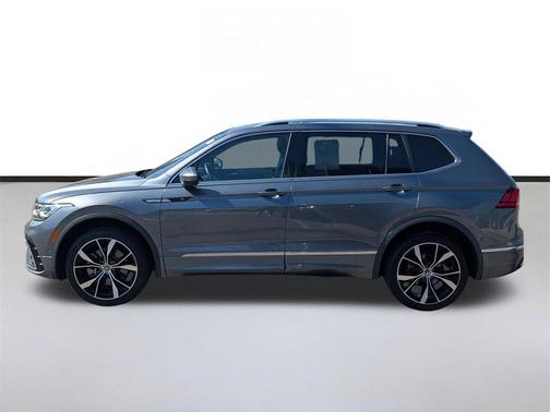 Platinum Gray Metallic 2022 Volkswagen Tiguan 2.0T SEL R-Line 4MOTION