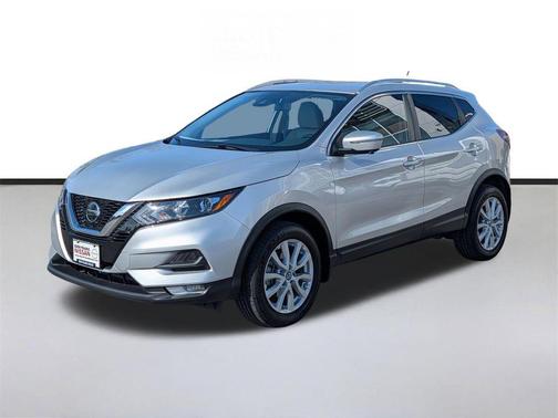 2022 Nissan Rogue Sport SV