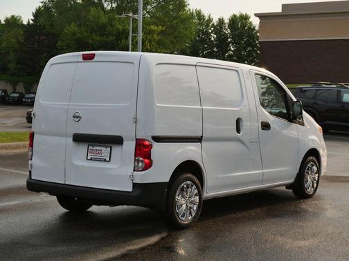 Fresh Powder 2021 Nissan NV200 S