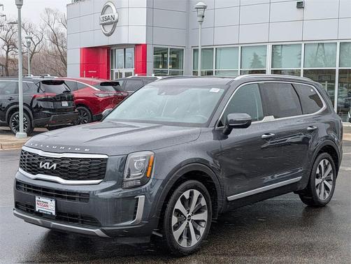 2022 Kia Telluride S