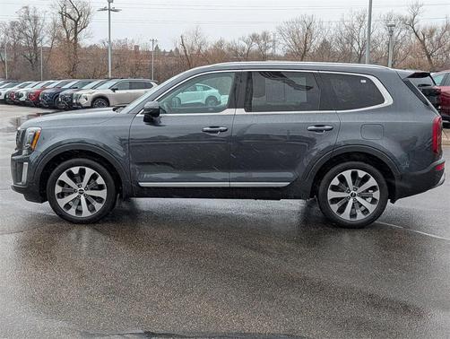 2022 Kia Telluride S