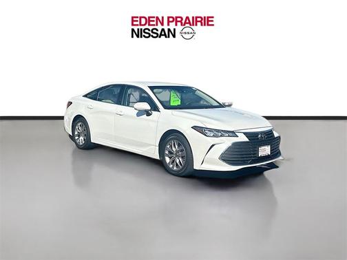 2021 Toyota Avalon XLE