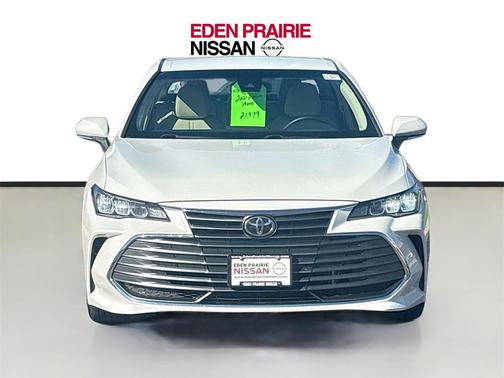 2021 Toyota Avalon XLE