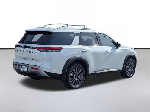 Pearl White Tricoat 2023 Nissan Pathfinder SL 4WD