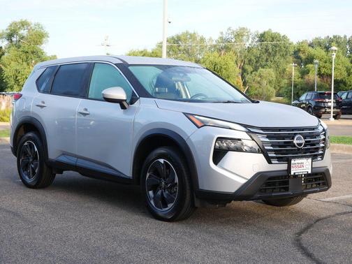 Brilliant Silver Metallic 2025 Nissan Rogue SV