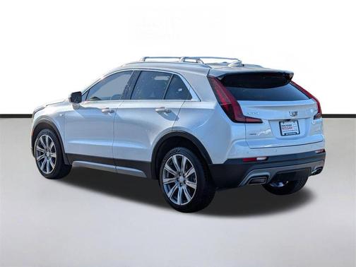 Crystal White Tricoat 2023 Cadillac XT4 Premium Luxury