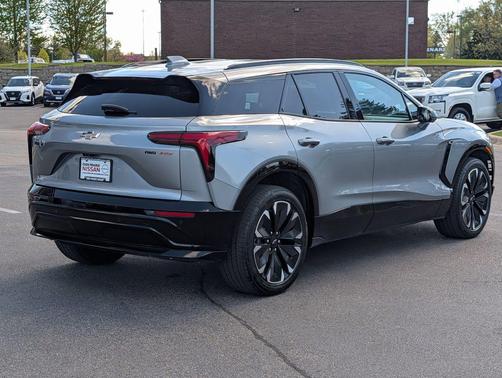 Sterling Gray Metallic 2024 Chevrolet Blazer EV eAWD RS