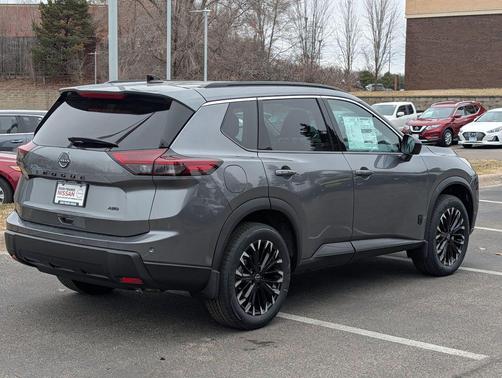 2026 Nissan Rogue Dark Armor