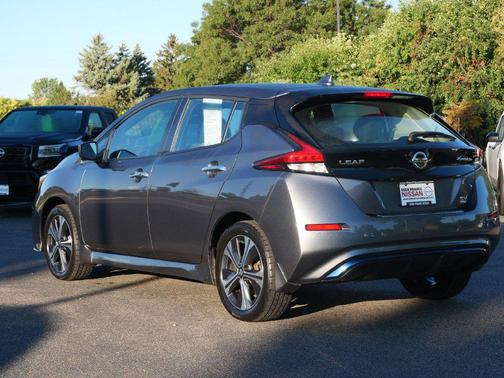 Gun Metallic 2022 Nissan Leaf SV PLUS 62 kWh