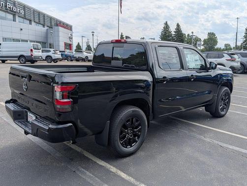 Super Black 2026 Nissan Frontier SV