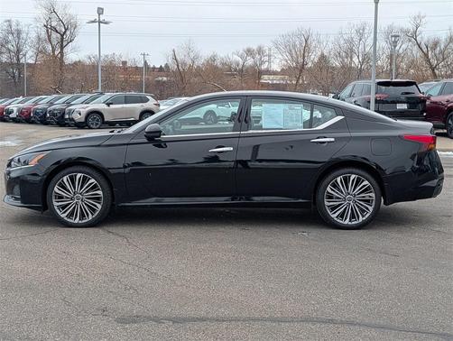 2023 Nissan Altima 2.5 SL